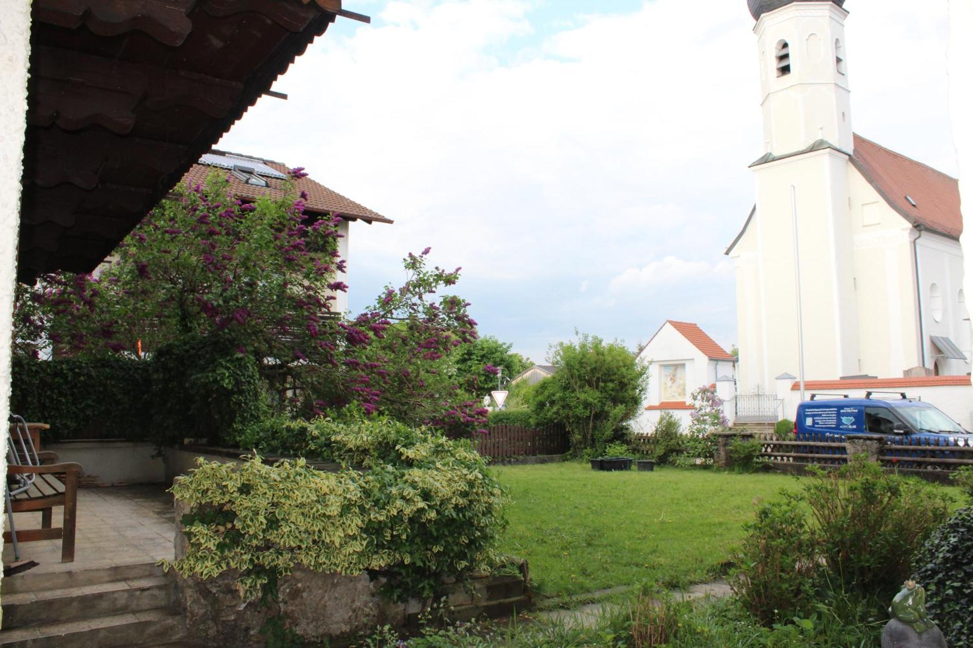 Mit Garten Fuer Bis Zu 6 Personen Сasa de vacaciones Rosenheim