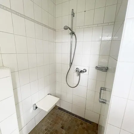Ferienhaus Mit Garten Fuer Bis Zu 6 Personen Rosenheim Exterior foto