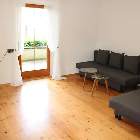 Ferienhaus Mit Garten Fuer Bis Zu 6 Personen Rosenheim Exterior foto
