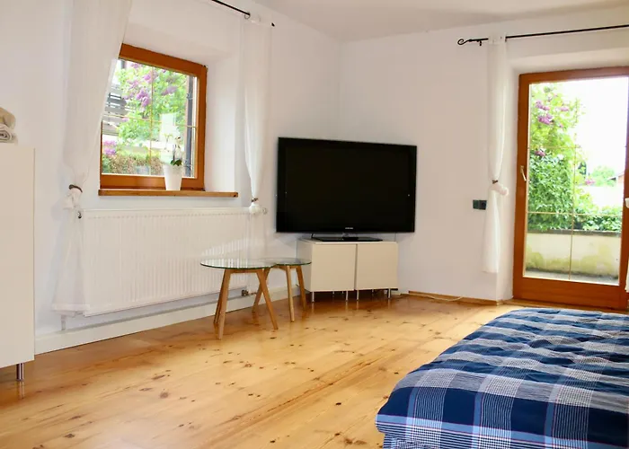 Ferienhaus Mit Garten Fuer Bis Zu 6 Personen